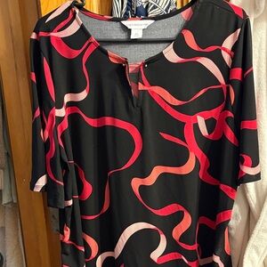 Liz Claiborne Black Short-Sleeve Top with Red & Pink Wave Print